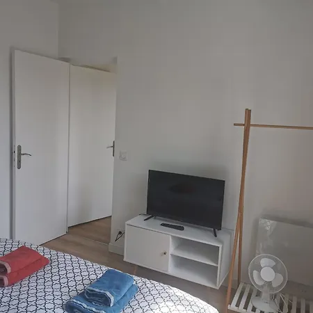 Chez Ness - Hyper Centre De 랭스